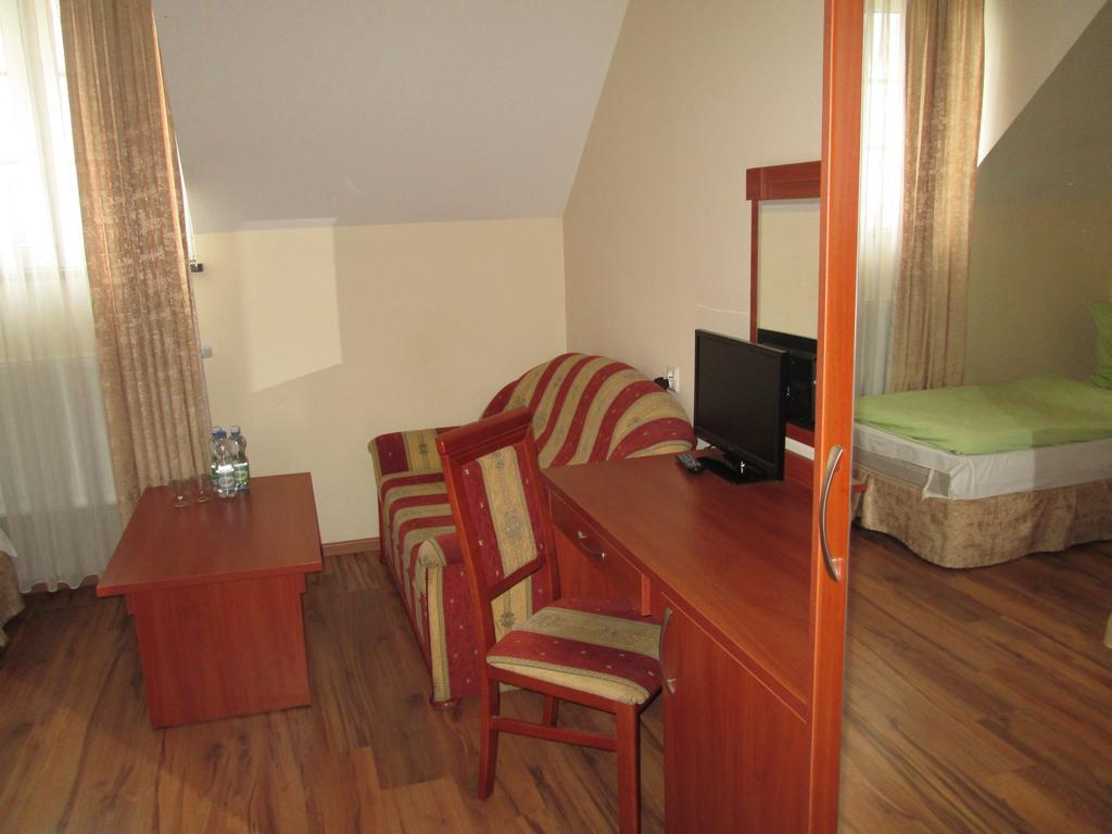 Magnat Hotel Restauracja Brodnica  Habitación foto